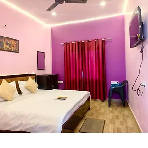 Kashi Yatra Guest house